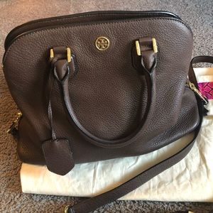 Tory Burch Robinson pebbled open dome satchel